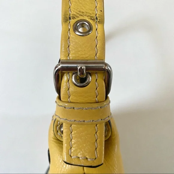 MARC JACOBS YELLOW LEATHER BAG - Picture 9 of 17